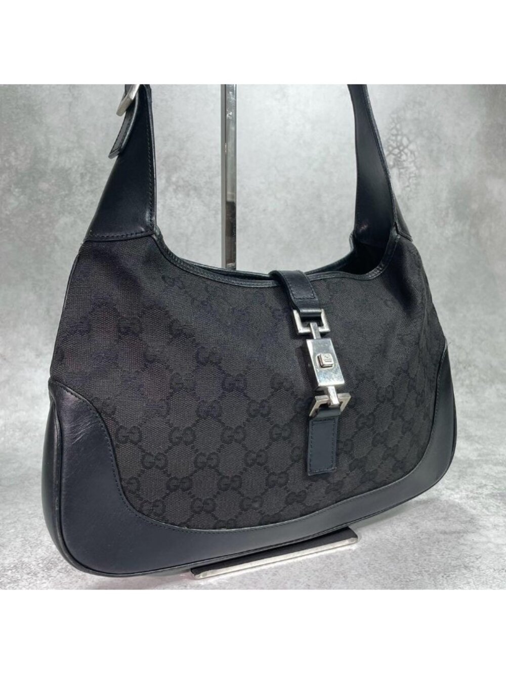 Gucci GG Shoulder Bag Jackie Black Leather
